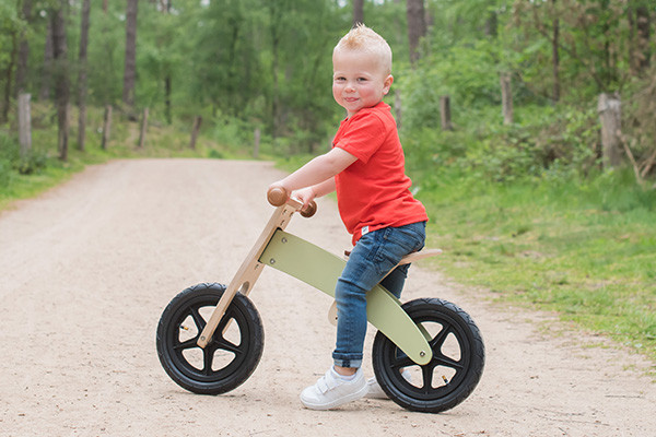 Lux is 2,5 jaar en 95 cm lang.