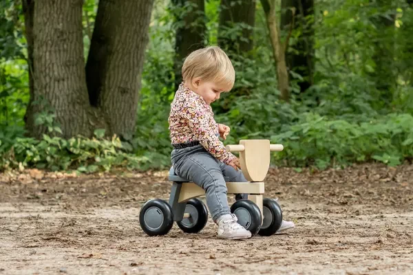 Anne is 15 maanden en 90 cm lang