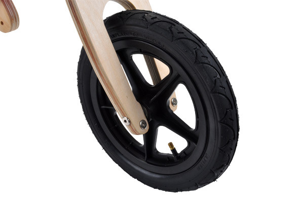 12 inch luchtbanden met profiel.