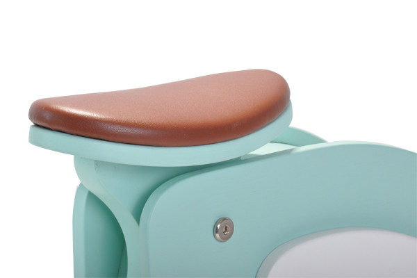 Verstelbaar zadel (29-38 cm).