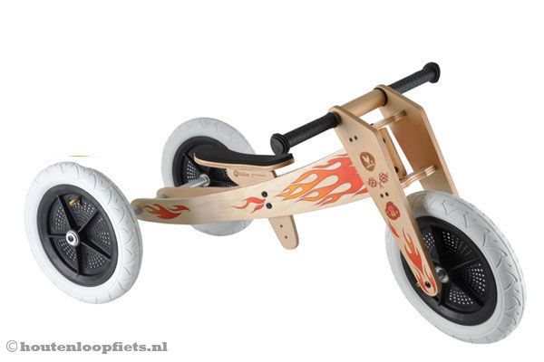 Wishbonebike Original 3 in 1 met vlammen.